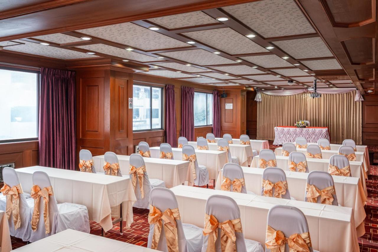 Elizabeth Hotel Bangkok Zewnętrze zdjęcie