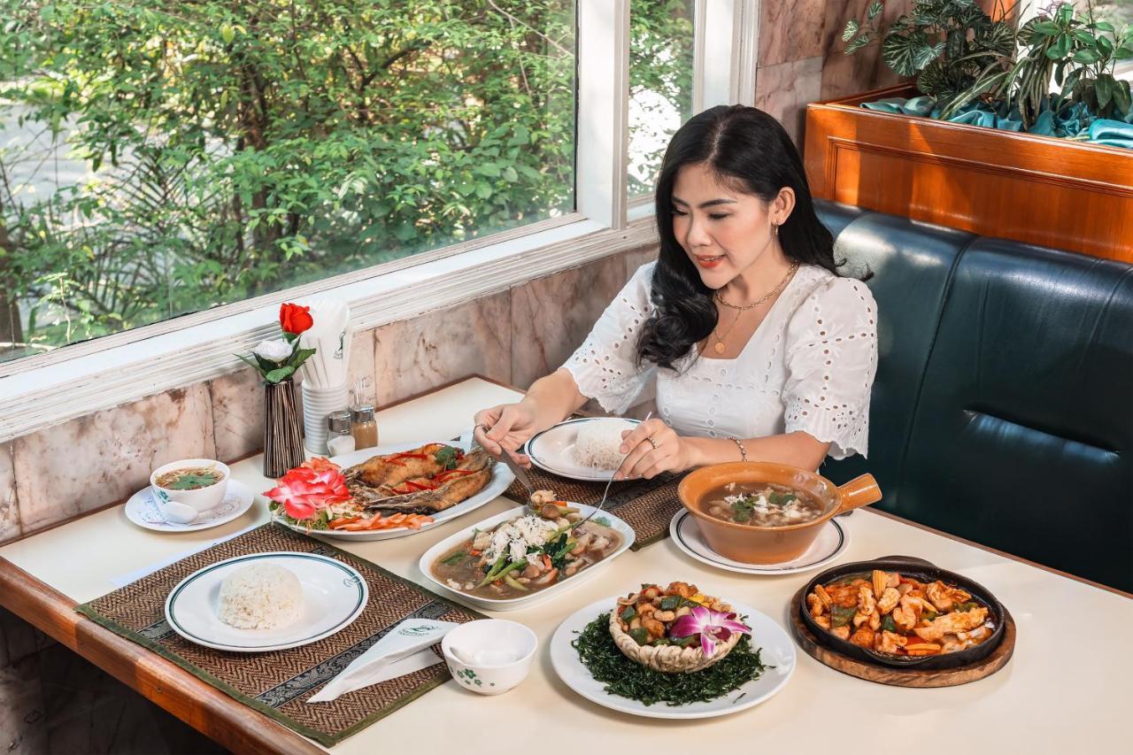 Elizabeth Hotel Bangkok Zewnętrze zdjęcie