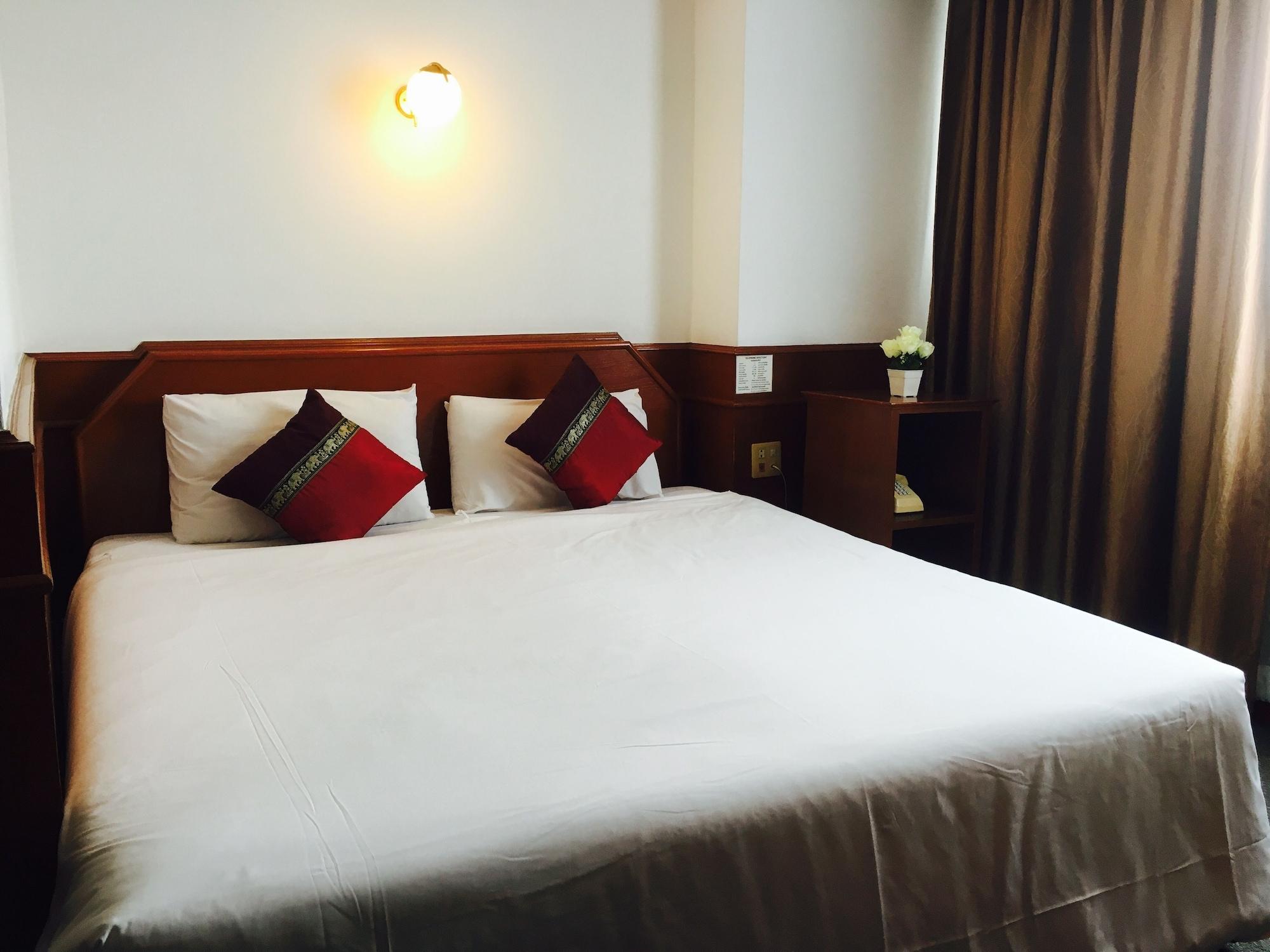 Elizabeth Hotel Bangkok Zewnętrze zdjęcie