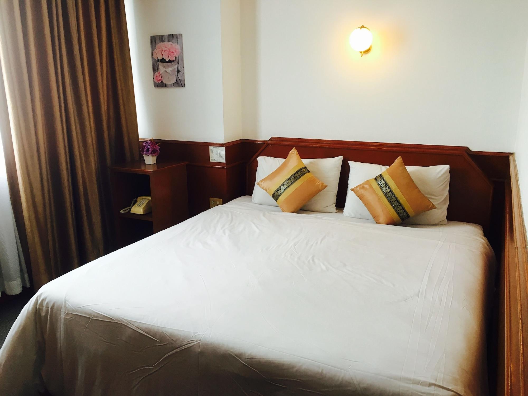 Elizabeth Hotel Bangkok Zewnętrze zdjęcie